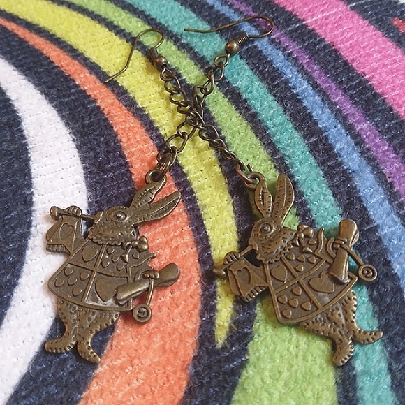 White Rabbit Alice in Wonderland - Handmade Earrings - Picture 2 of 4